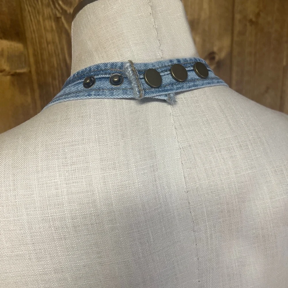 NWT Edikted Medium Denim Corset Cropped Halter Top - Picture 6 of 8